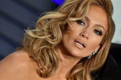 Jennifer Lopez insists her 'humble beginnings' keep her grounded