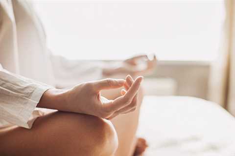 Mind-Body Wellness: The Power of Meditation - Fit Living Magazine - Female Fitness News
