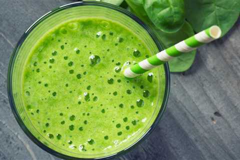 Fight Wrinkles, Hair Loss, and Inflammation With This Tropical Green Smoothie