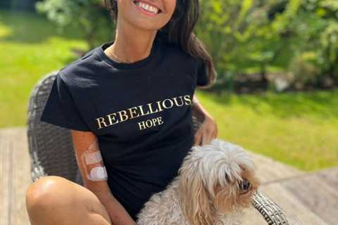 Deborah James reveals new Rebellious Hope T-shirt in bid to raise £1m for fund