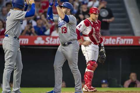 Column: Dodgers have better days ahead while Angels find themselves in ugly situation