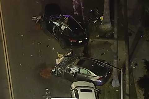 2 injured in violent crash in Beverly Hills, police say
