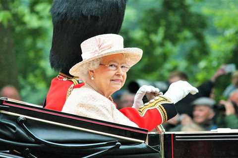 Residents Invited to Sign Tribute Book for Queen Elizabeth II