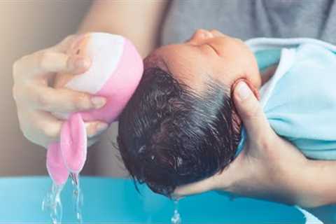 How To Bathe Your Baby: Tips for Bathing Your Newborn