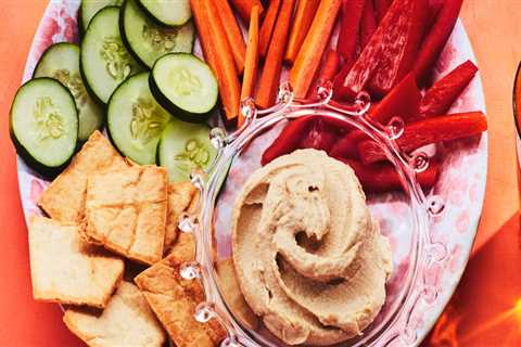 Healthy Snacking: Delicious Cold and Hot Snacks for a Balanced Diet