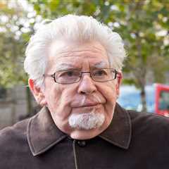 What type of cancer did Rolf Harris have before he died?