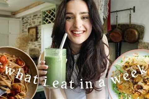 WHAT I EAT IN A WEEK | Realistic and Lazy Vegan