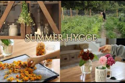 Day In My Life (Summer Hygge, Garden & Costco Run)