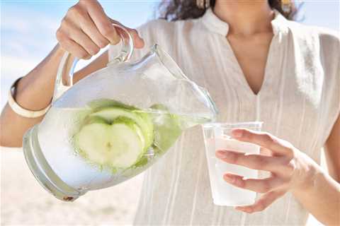 Relieve Acidic Stomach With Alkaline Water