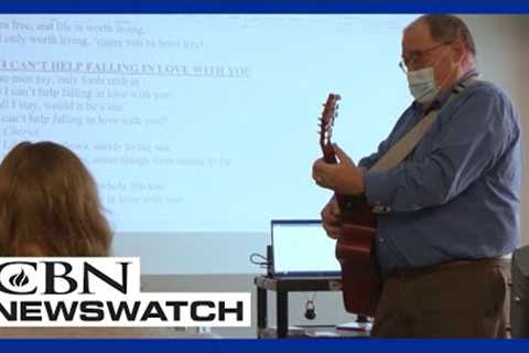 Singing Chaplain | CBN NewsWatch AM: December 29, 2023