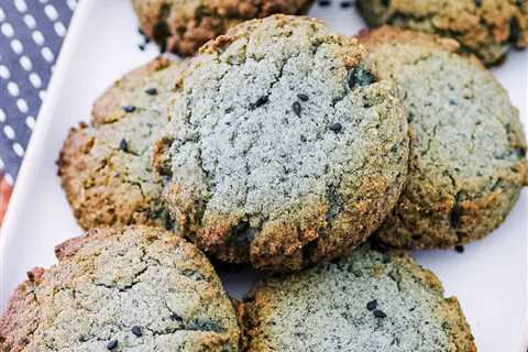 Black Sesame Cookies