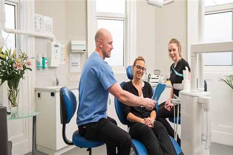Discover the Benefits of Tooth Implants in Zurich